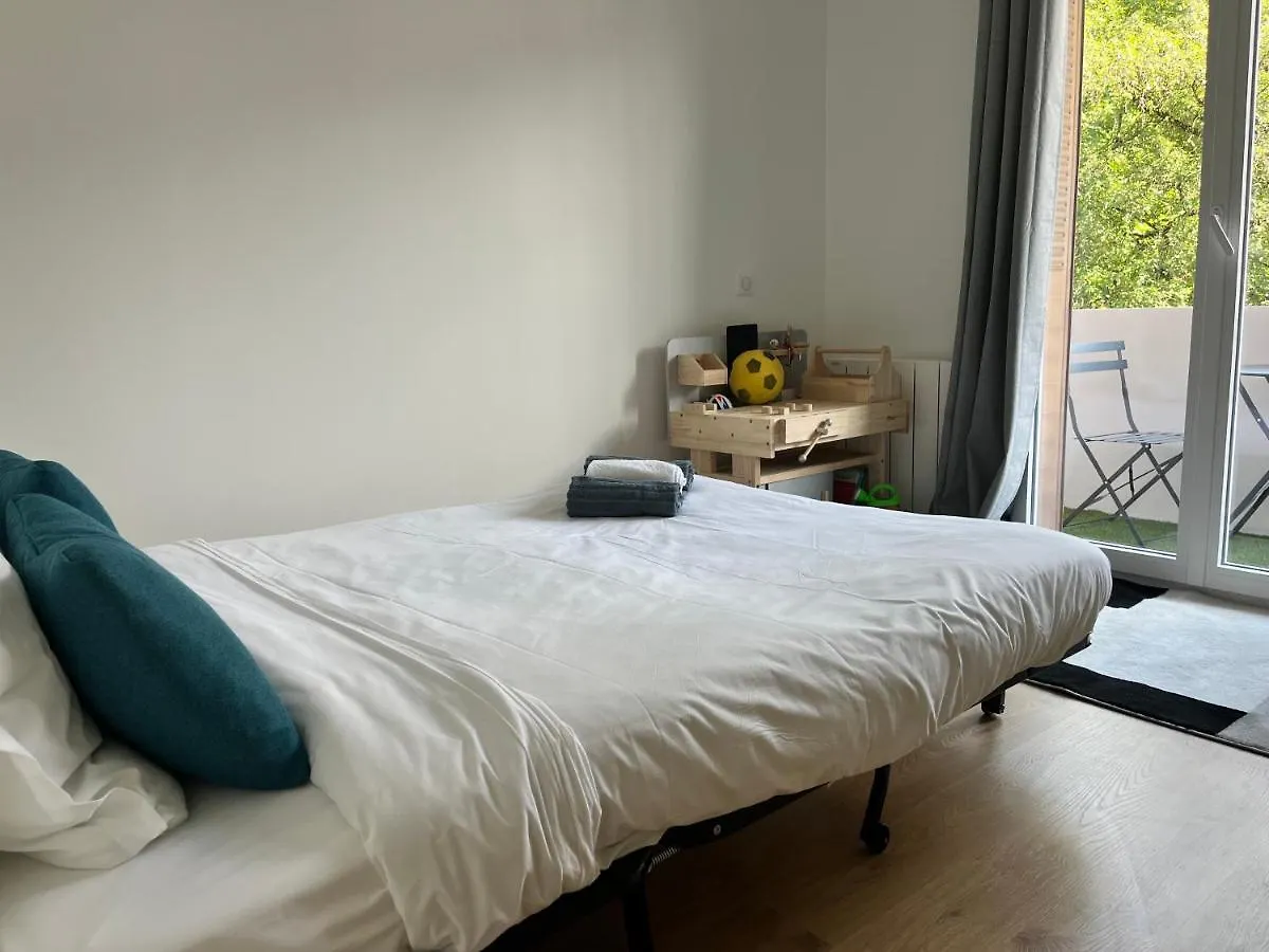 Bel Appartement Familial - T4 Proche Du Lac آنسي 0*,  فرنسا